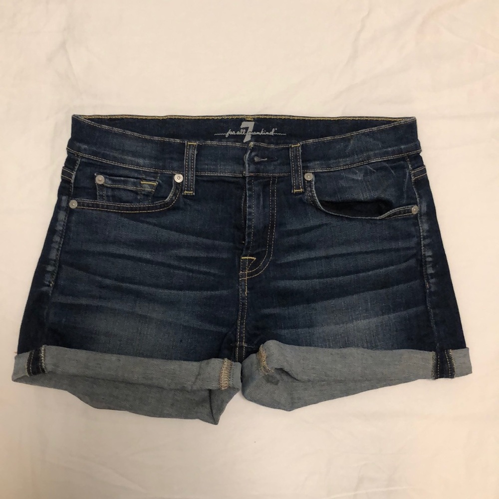 Excellent condition cuffed jean shorts